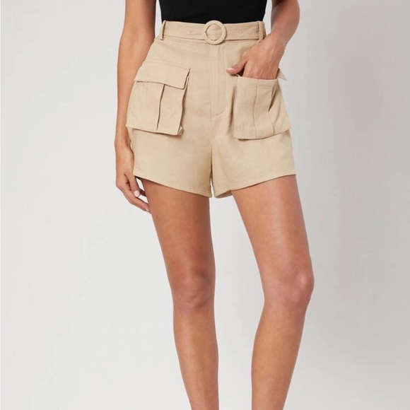 MOTIF outfit top and shorts - Picture 9 of 10